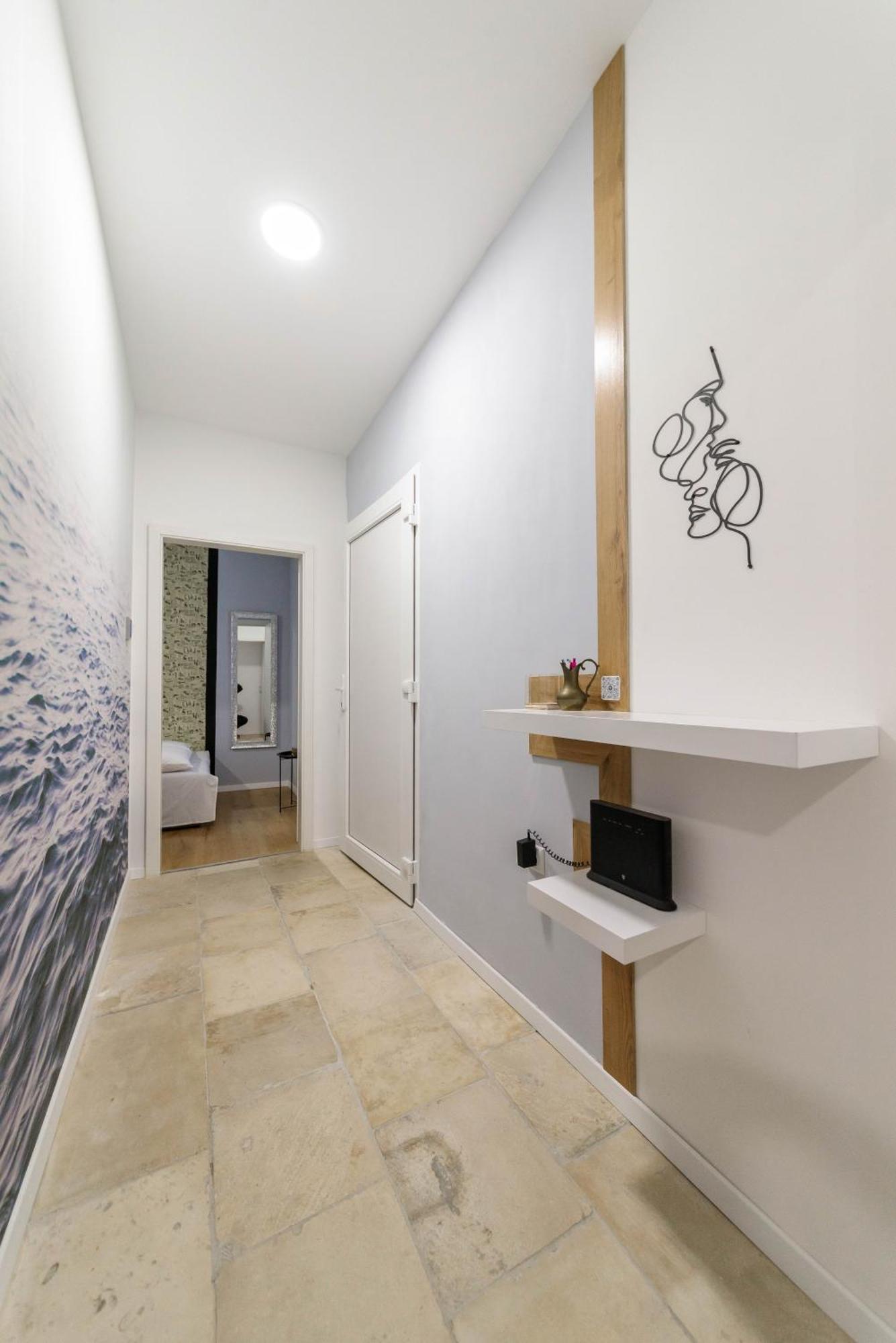 Poluotok 1 Apartment *