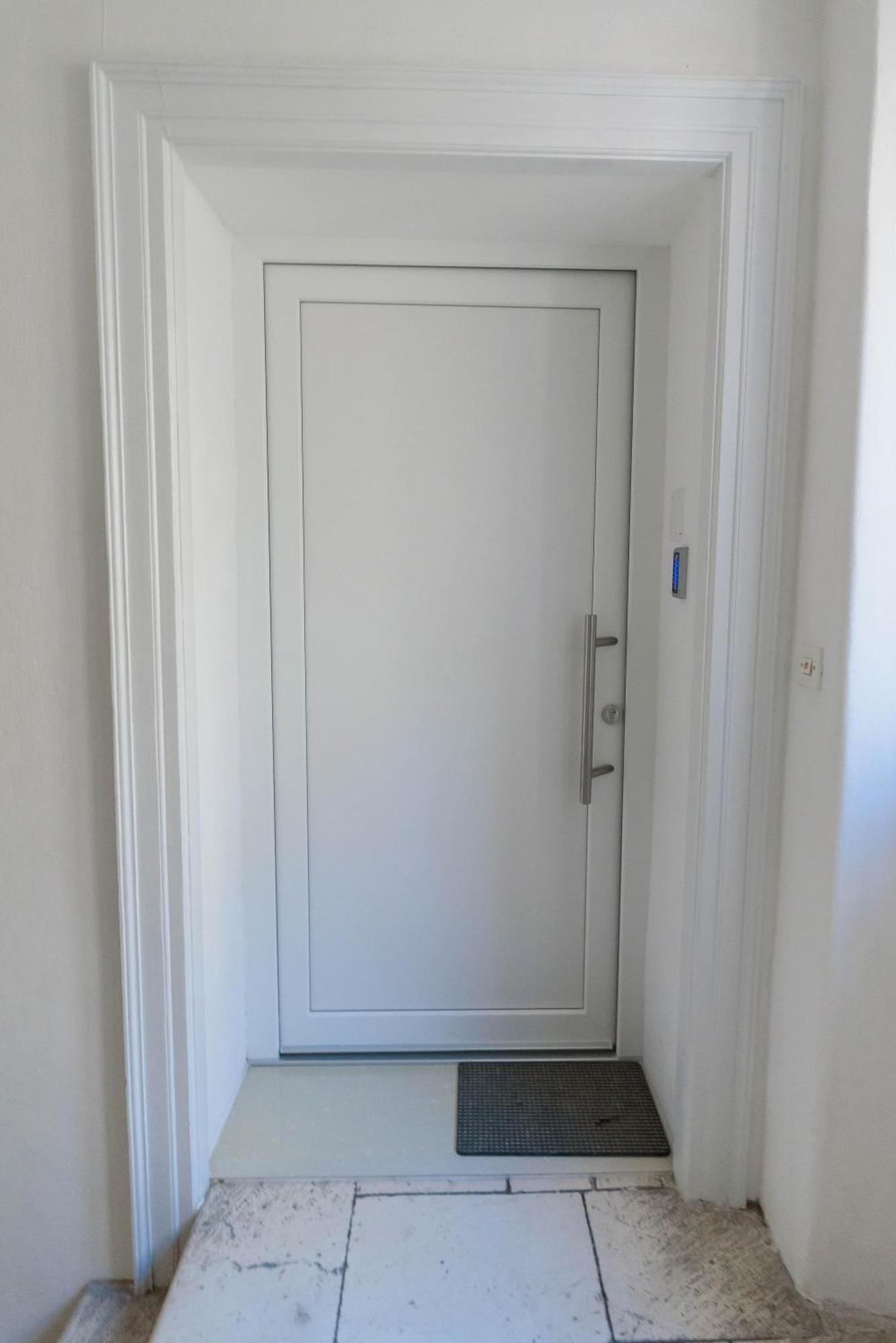 Poluotok 1 Apartment *